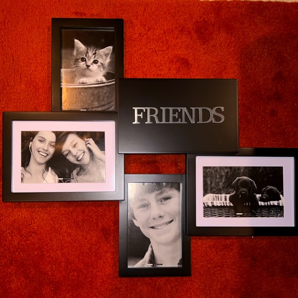 🆕 Friends Picture Frame Collage Black Frames - Picture 1 of 9